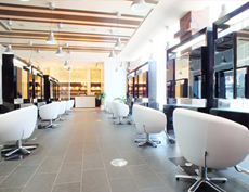 La Bless�S�֋�